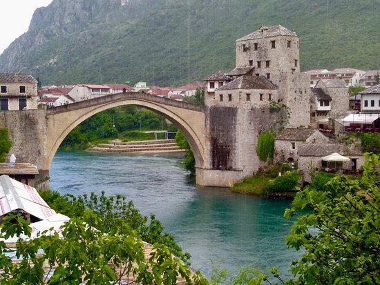 Gebied rond de Oude brug van Mostar
